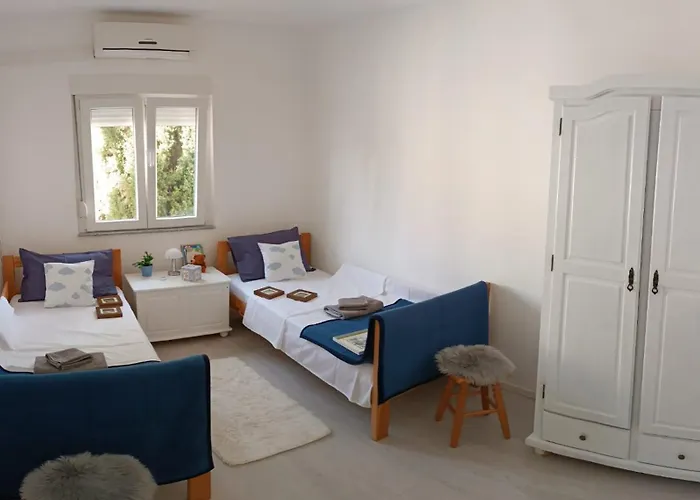 Sunny Family Апартаменты *