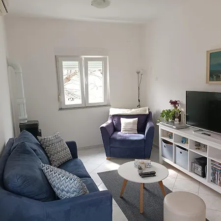 Apartamento Sunny Family Gornji Karin