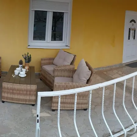 Sunny Family Apartment *