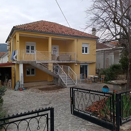 Sunny Family Apartment Gornji Karin